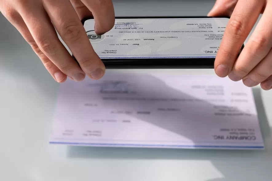 using phone to take a check picture